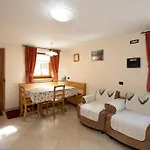 Apartment Damiano By Alpenwhite *